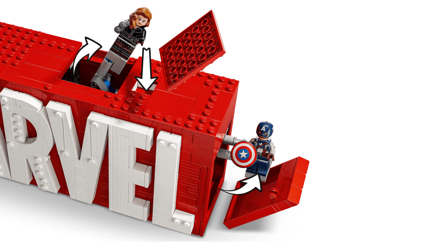 MARVEL Logo & Minifigures